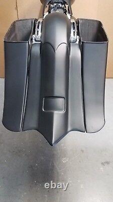 2014-17 Harley Davidson Stretched Bags And Rear Fender for FLH Touring Baggers