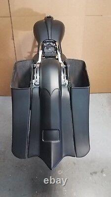 2014-18 Street Glide Harley Bagger 7 Stretched Bags And Rear Fender Bagger