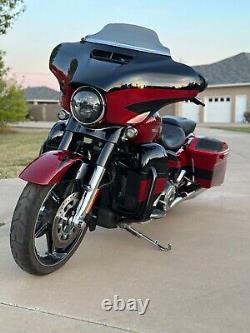 2017 Harley-Davidson Touring Street Glide CVOT Street Glide