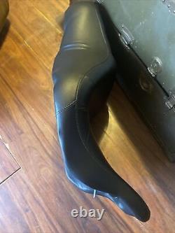 97-07 Harley Touring FLH Ultra Classic Electra Wide Glide BAGGER Seat
