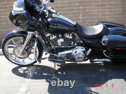 Bagger Solo Harley-Davidson Street Glide Road King Ultra Electra 2-Texture Gator