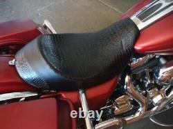Bagger Solo Harley-Davidson Street Glide Road King Ultra Electra 2-Texture Gator
