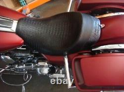 Bagger Solo Harley-Davidson Street Glide Road King Ultra Electra 2-Texture Gator