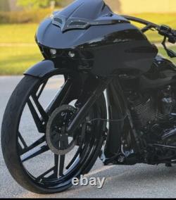 Custom Chin Spoiler Street Glide, Road King Harley Davidson Bagger Fits 2009-2016