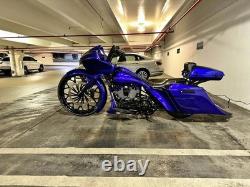 Flh Touring Bagger Down and Out Stretched Saddlebags 10 Audio Harley Davidson