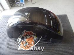 Harley Davidson BAGGER GENUINE OEM Used TRIKE RIGHT REAR FENDER