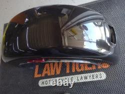 Harley Davidson BAGGER GENUINE OEM Used TRIKE RIGHT REAR FENDER