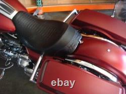 Harley-Davidson Bagger Solo Street Glide Road King Ultra Electra