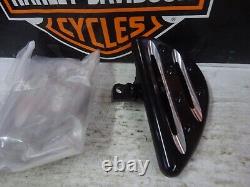 Harley Davidson Bagger's Pair Of Custom Billet & Black Half Moon Male Mount Pegs