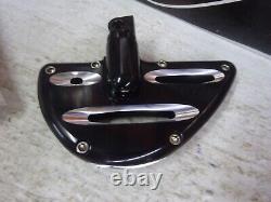 Harley Davidson Bagger's Pair Of Custom Billet & Black Half Moon Male Mount Pegs