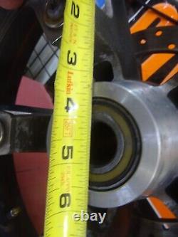 Harley Davidson STREETGLIDE BAGGER OEM 19X3.50 Used INR SPOKE MAG WHEEL WithROTORS