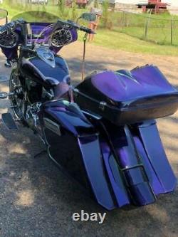 Harley Davidson Universal Tour Pak 8.8 Fiberglass Complete with Latches Bagger