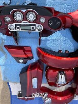 Harley Davidson oem cvo touring Screaming Eagle FLHTCUSE4 Bagger Street Glide