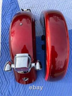 Harley Davidson oem cvo touring Screaming Eagle FLHTCUSE4 Bagger Street Glide