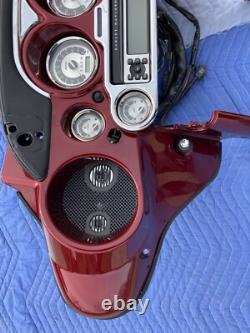 Harley Davidson oem cvo touring Screaming Eagle FLHTCUSE4 Bagger Street Glide