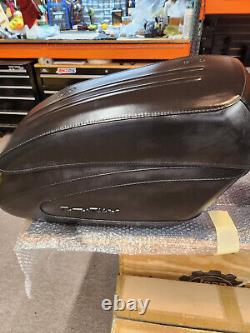 Harley Road King leather saddlebags Bagger Push Button OEM FLHRC Custom Factory