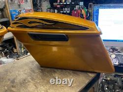 Street Glide Special Saddlebags Hard Candy Gold Flake Harley FLHX Bagger Flames