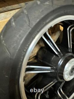 Take-off Harley Davidson Slicer II Wheels, Rotors &Tires Bagger SL-2-2288-18-182